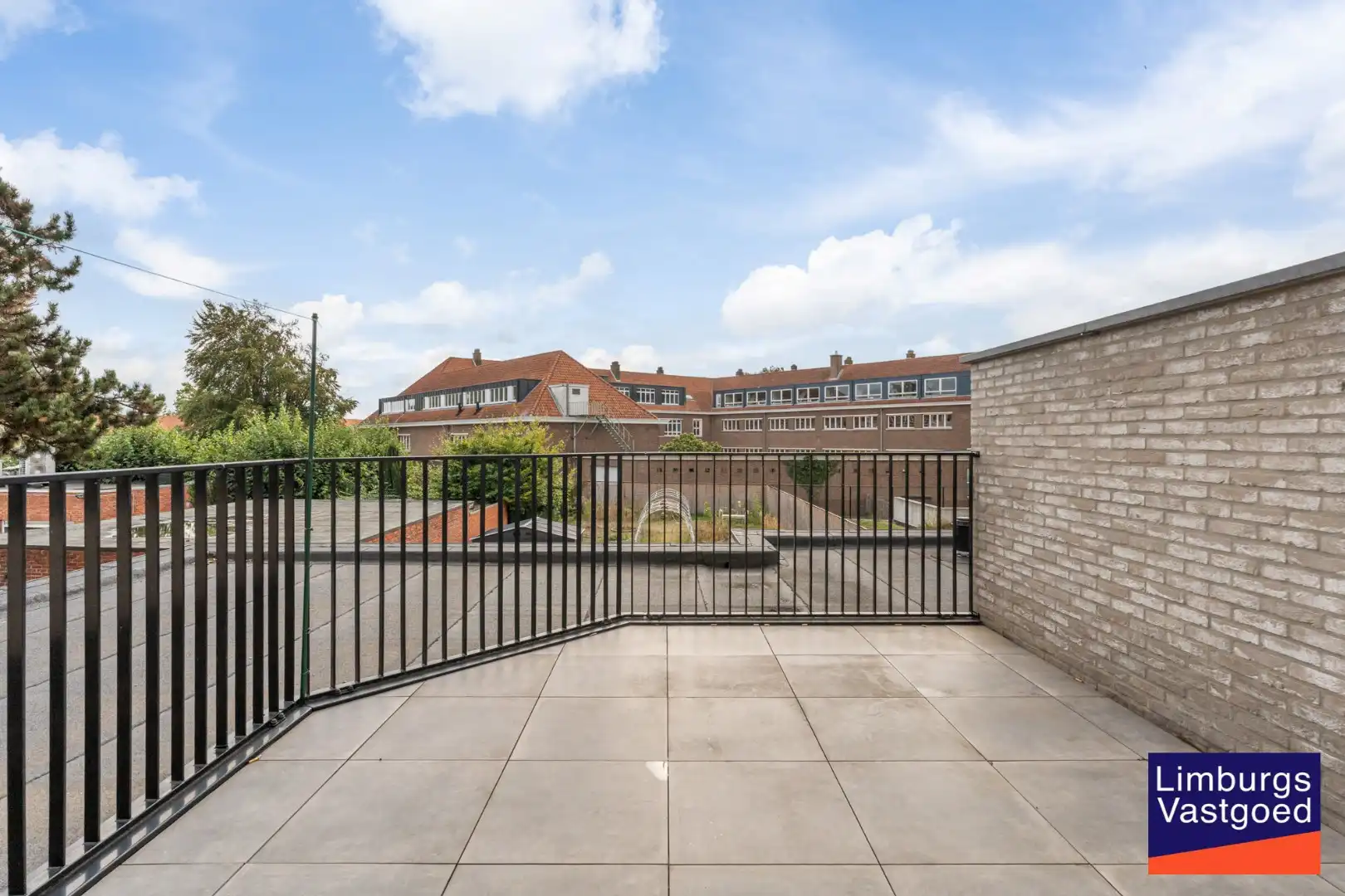 Appartement (80m²), 2 slpk, 2 ruime terrassen, autostaanplaats + kelderberging foto 12