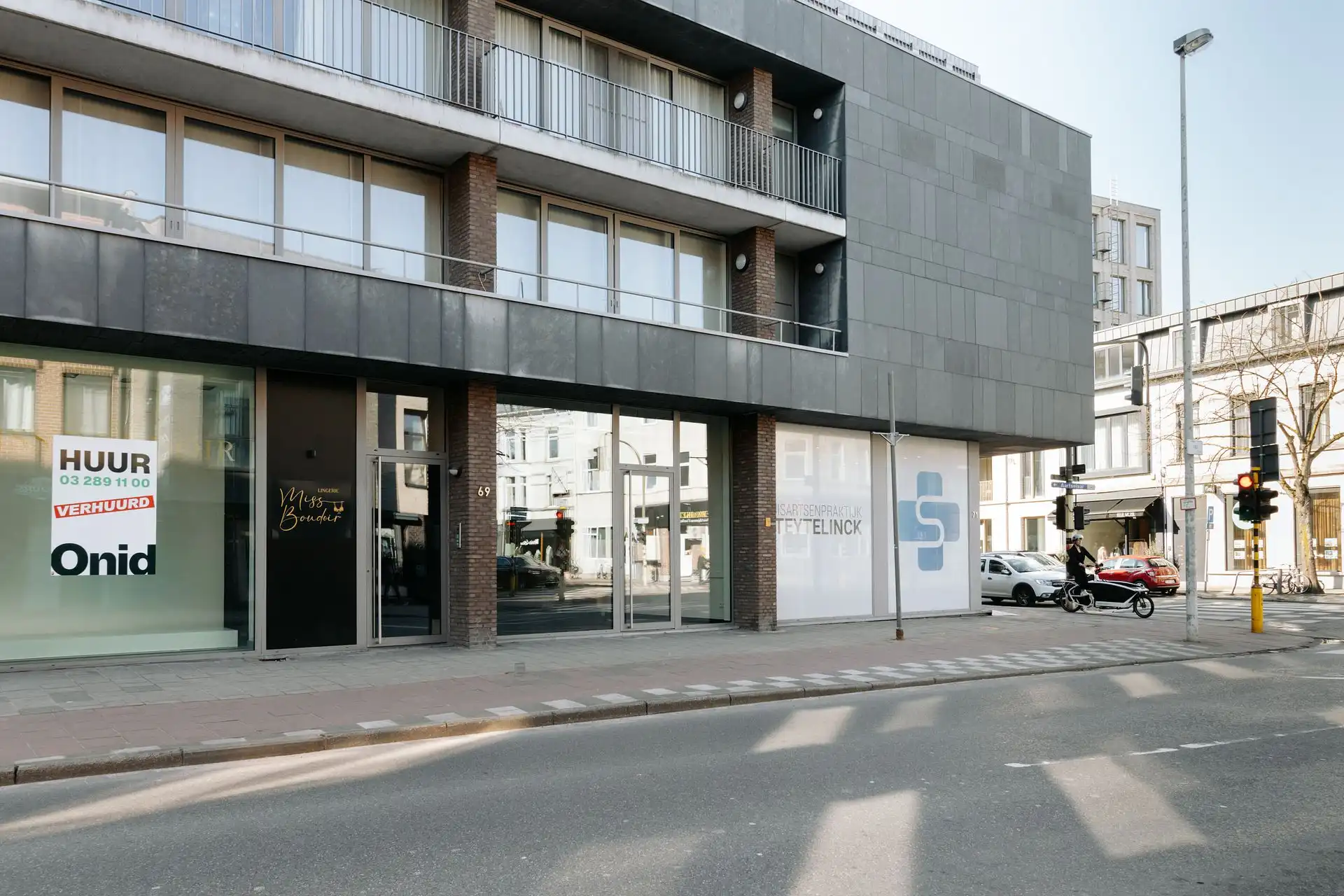 Handelspand met maximale zichtbaarheid in centrum Wilrijk foto 10