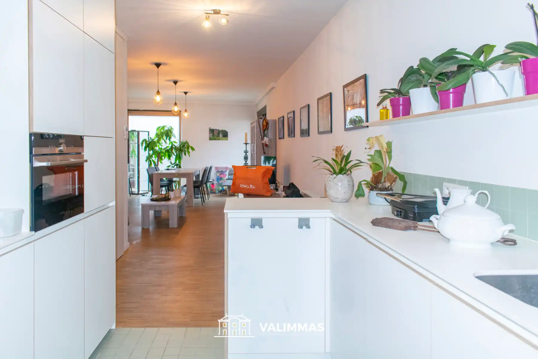 Gelijkvloers duplex-appartement met terras & autostandplaats foto 5