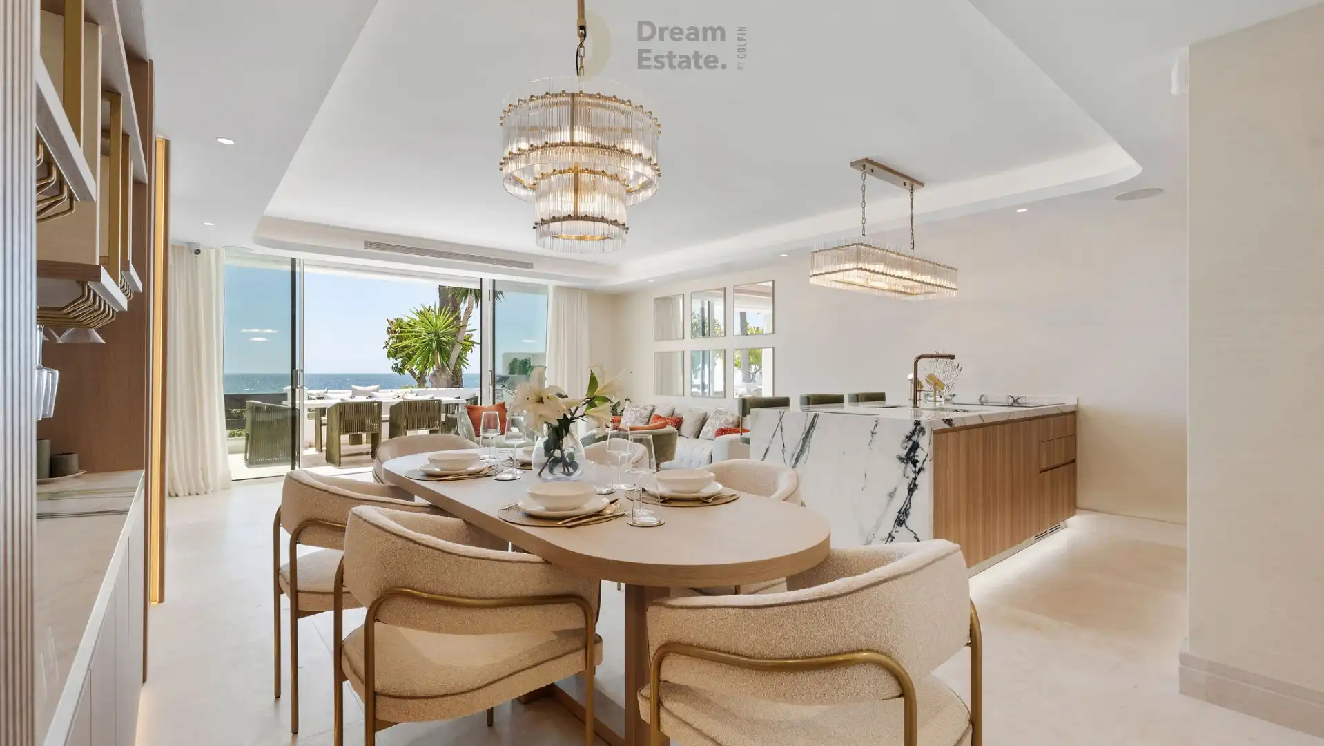 Frontline luxe appartement in Puente Romano, Marbella. foto 12