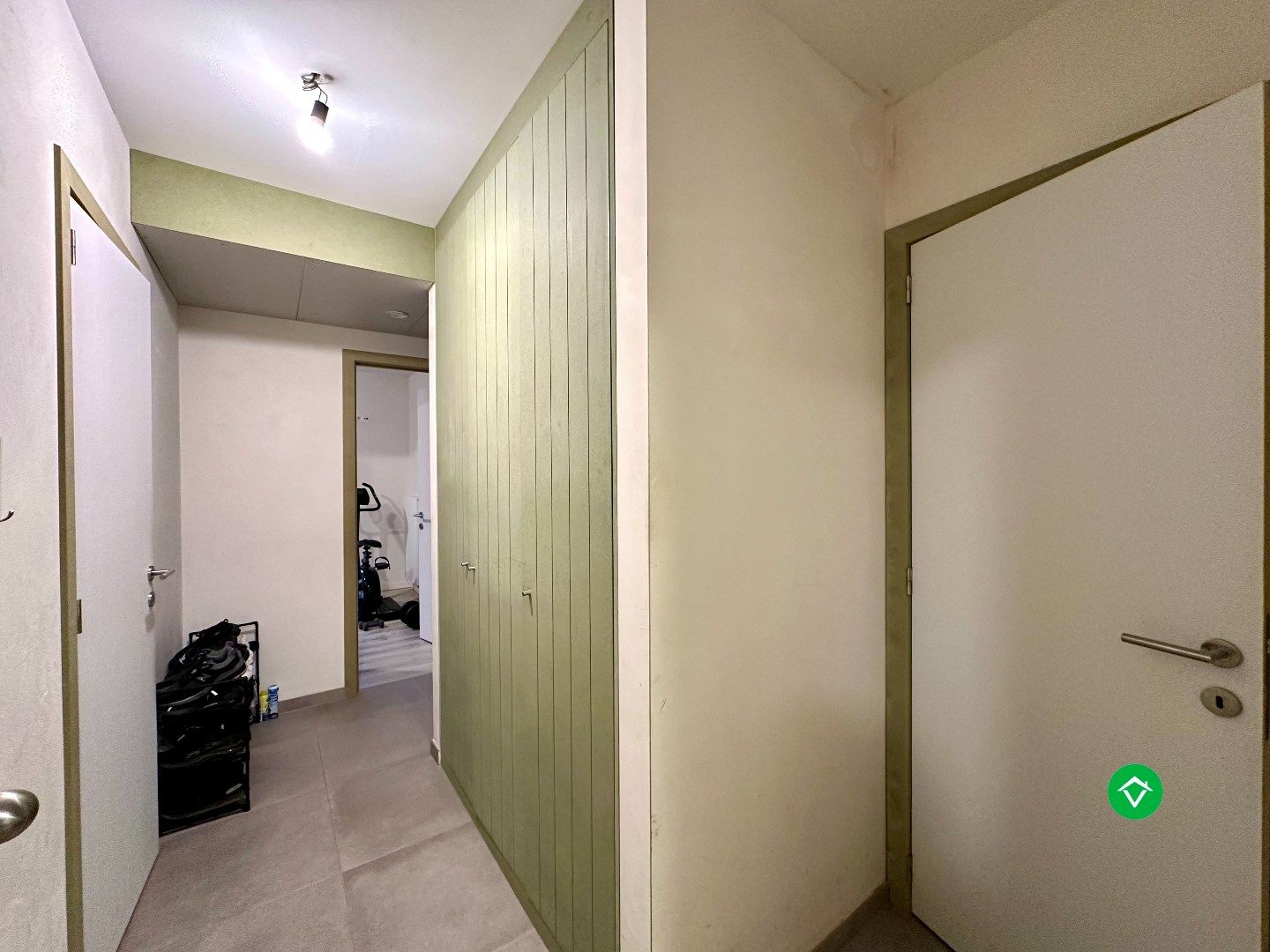 Recent nieuwbouwappartement met 2 slaapkamers te Koekelare foto 2