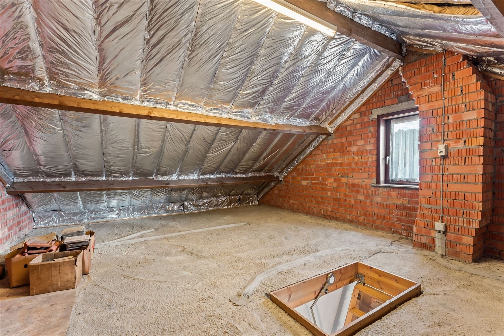 WONING MET GELIJKVLOERSE KAMER OP 950M2 foto 15