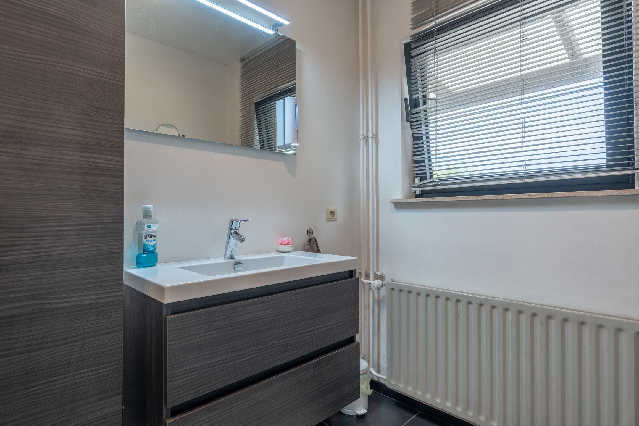 Ruime woning op gunstig gelegen perceel van 922 m² foto 29