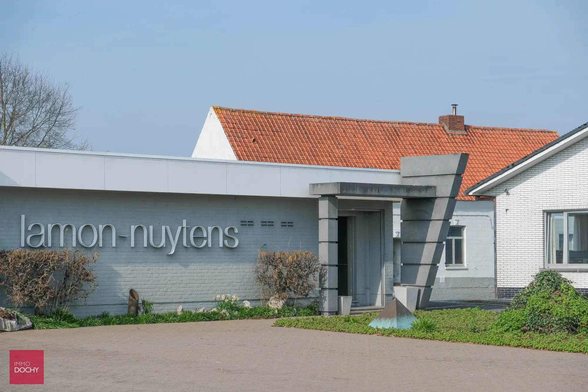 Landelijk en rustig gelegen villa met verschillende gebouwen dienstig voor bedrijvigheid foto 5