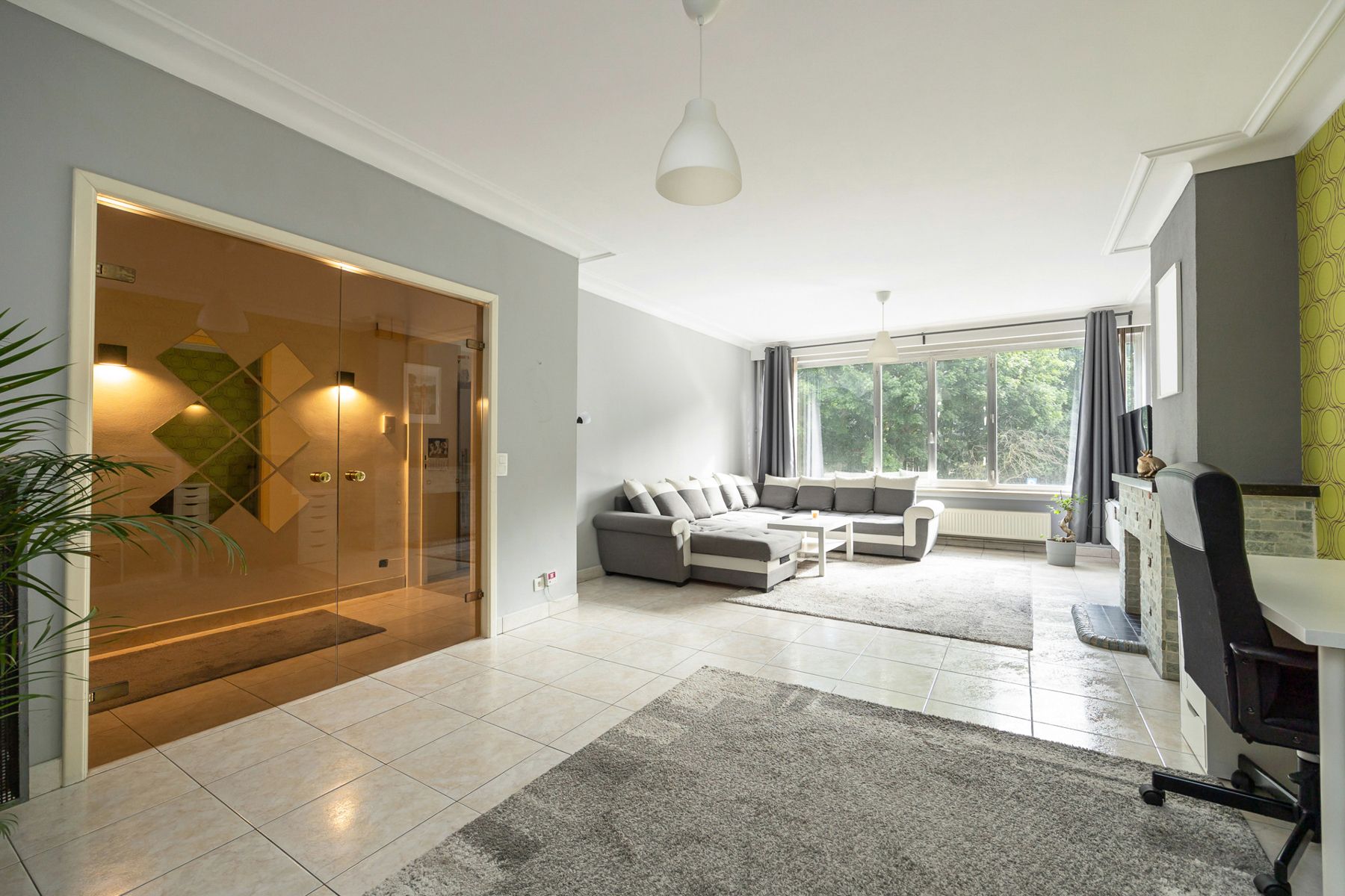Instapklaar appartement te koop in Deurne nabij Rivierenhof foto {{pictureIndex}}