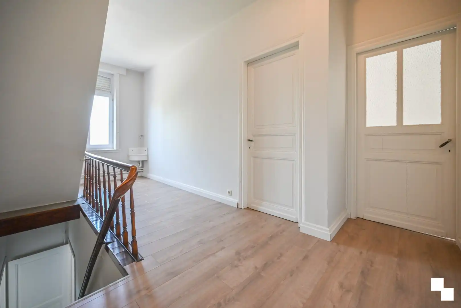 Charmante herenwoning met 4 à 5 slaapkamers te Izegem foto 22