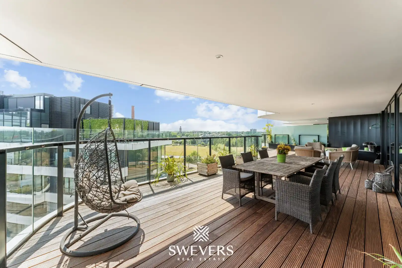 Adembenemend luxueus appartement (216m²) op Zuidzicht met riant terras rondom (223 m²) foto 3