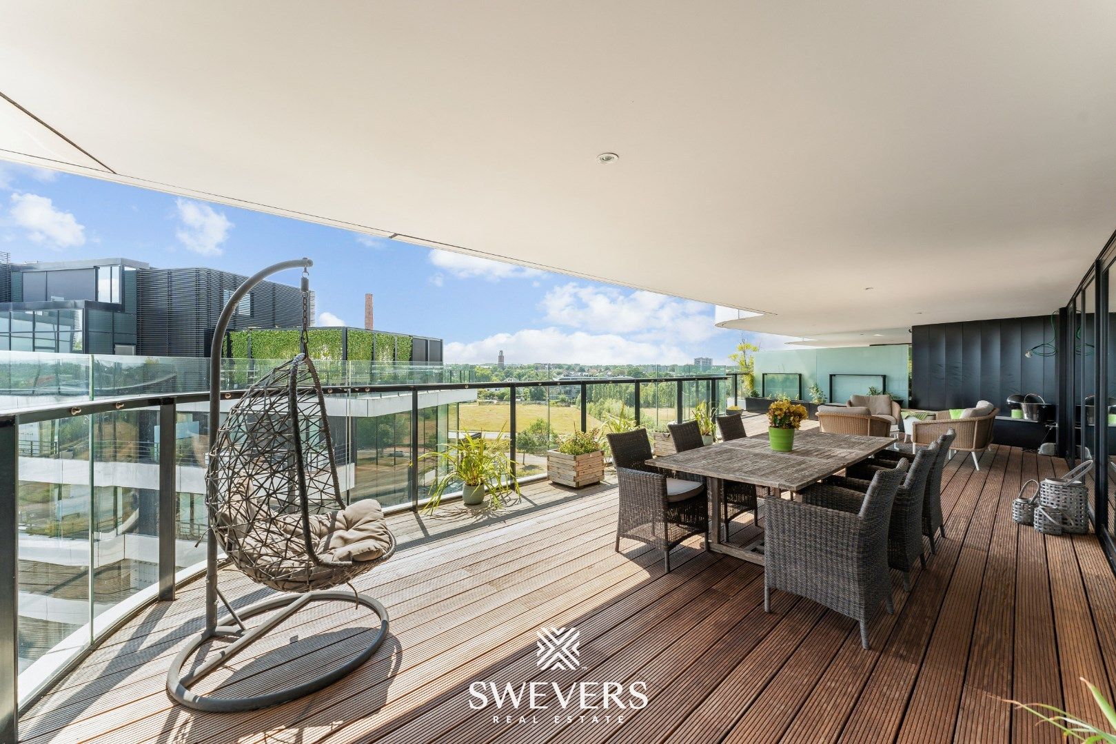 Adembenemend luxueus appartement (216m²) op Zuidzicht met riant terras rondom (223 m²) foto 3