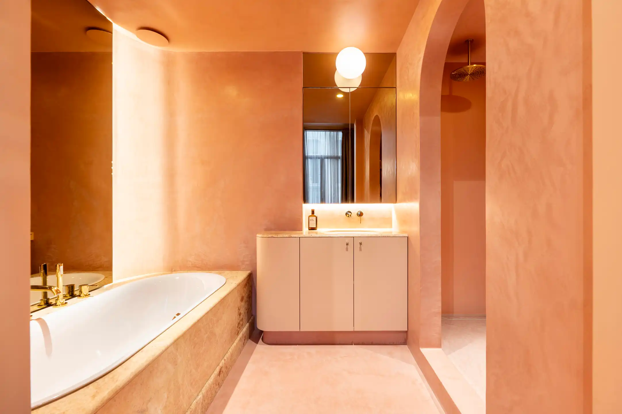 ANTWERPEN CENTRUM - Exclusief appartement met grandeur foto 16