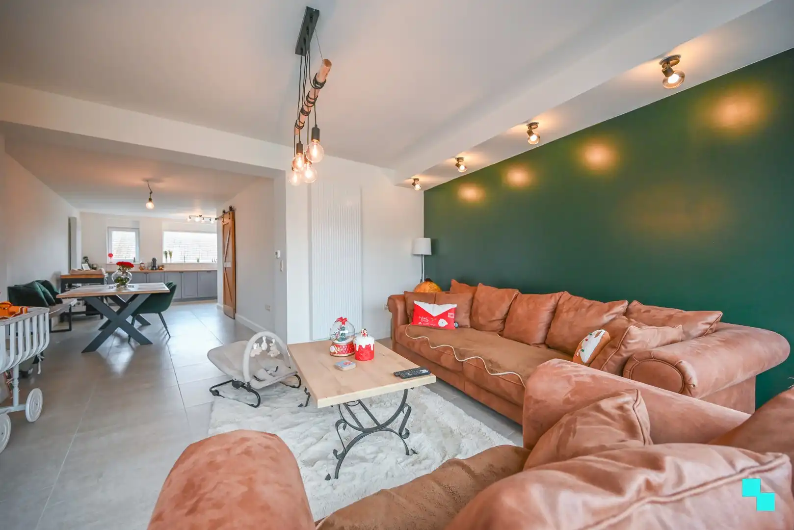 Bel-etagewoning nabij het centrum van Waregem! foto 6