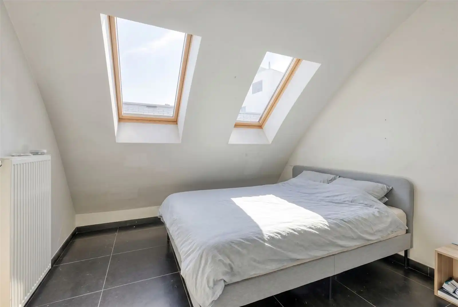 Unieke moderne triplex appt  met ruime garage op toplocatie in een steegje van de Kouter foto 19