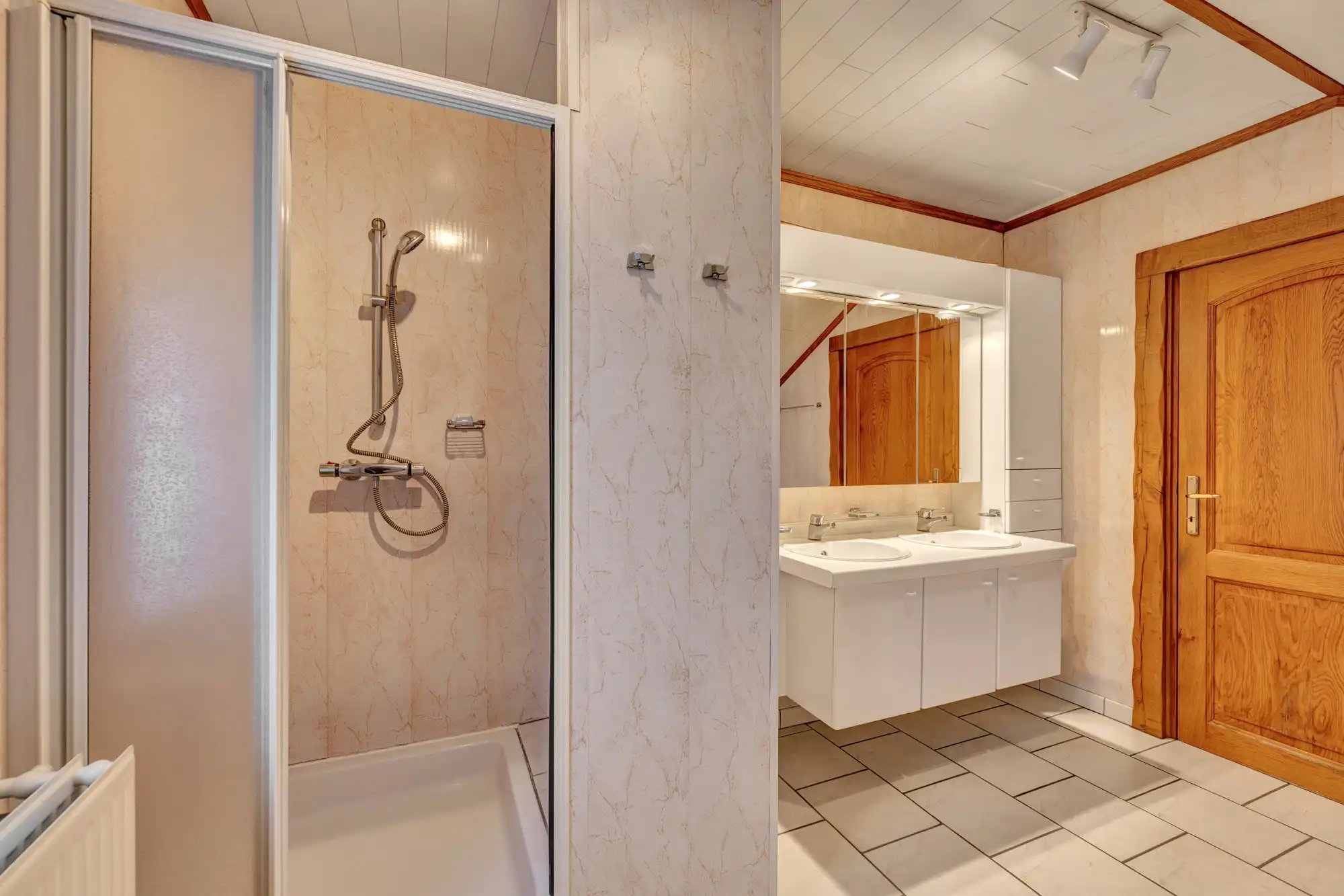 Goed onderhouden woning foto 16