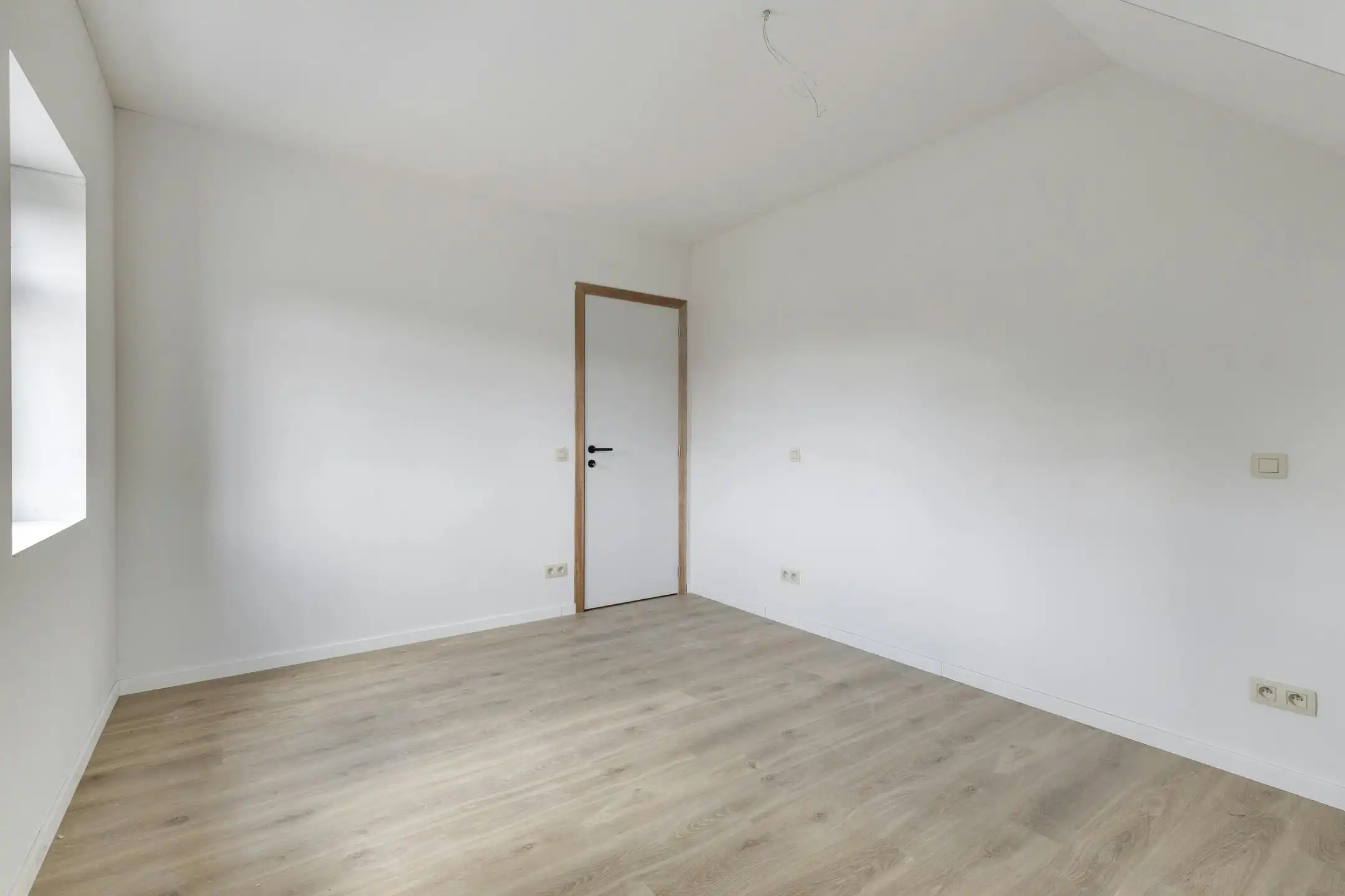 Halfopen nieuwbouwwoning te koop in Avelgem foto 9