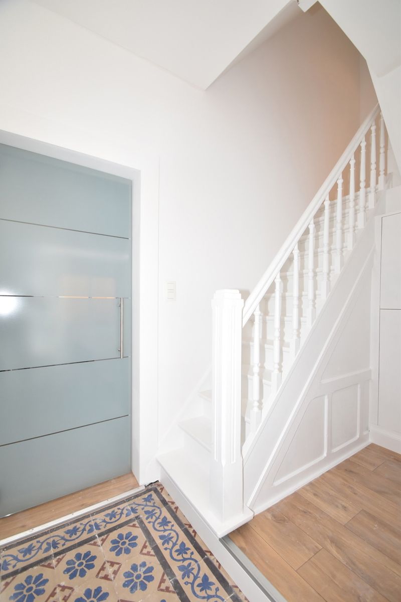 Recente woning met 3 slaapkamers, ruime badkamer en koertje  foto 6