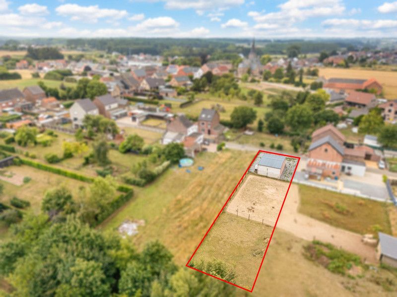 Zeer rustig gelegen bouwgrond op 7are 95ca foto 3