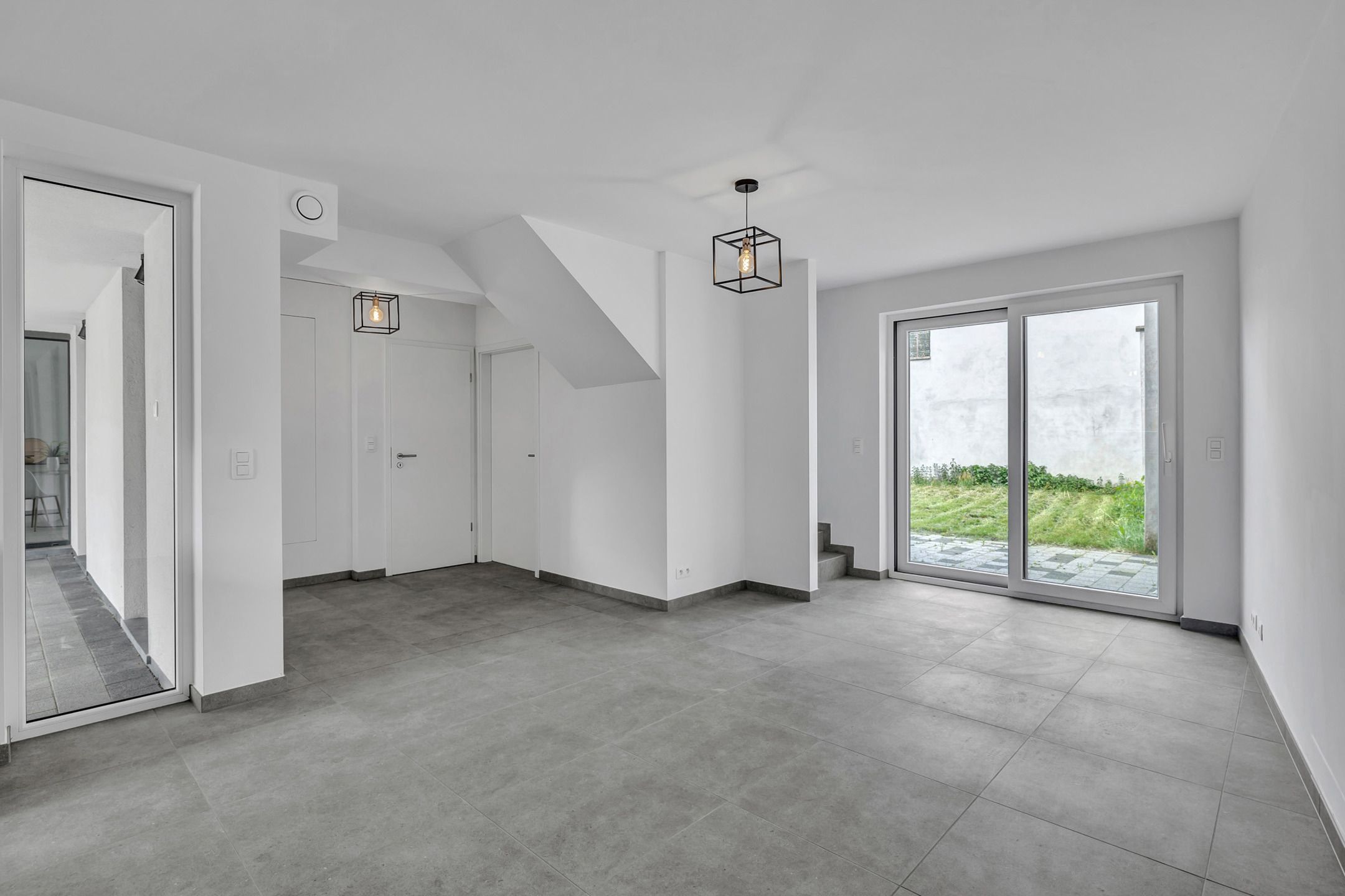 Nieuwbouwwoning met 4 slaapkamers en uitstekende verbinding foto 8