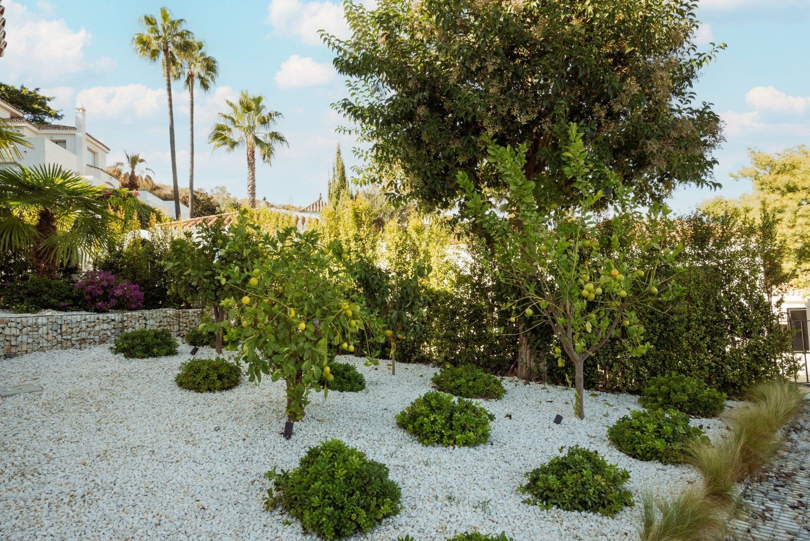 Opvallende hedendaagse villa in de golfvallei, Nueva Andalucia foto 57