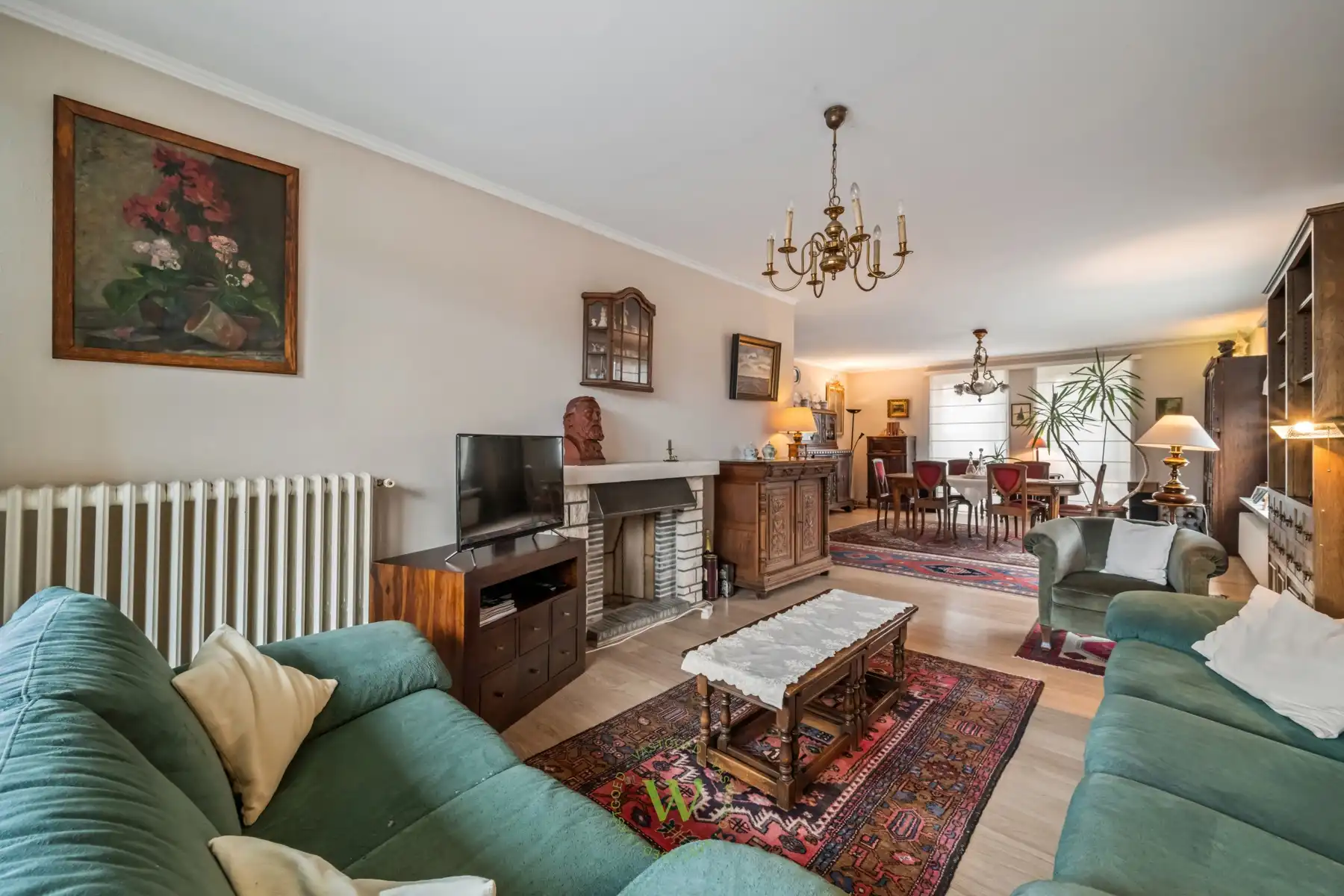 Lichtrijk 3-slaapkamerappartement met 2 garages en berging foto 10