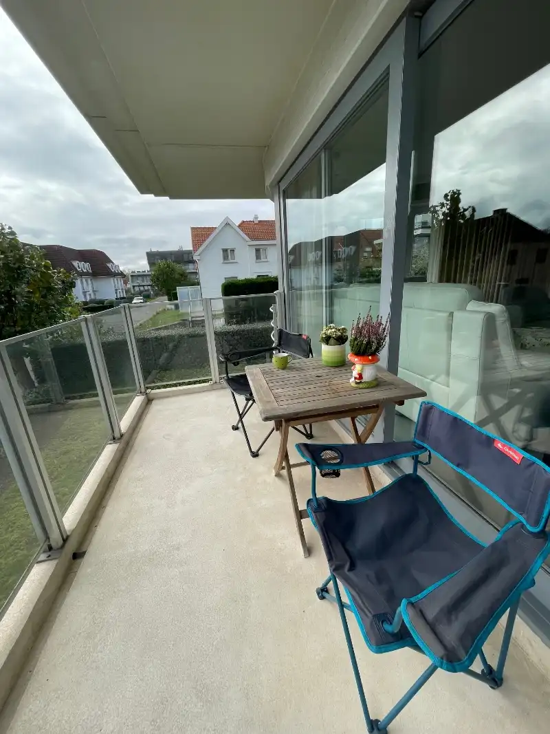 Ruim en rustig  gelegen villa-appartement met 2 slaapkamers en 3 terrassen - een unieke kans! foto 13