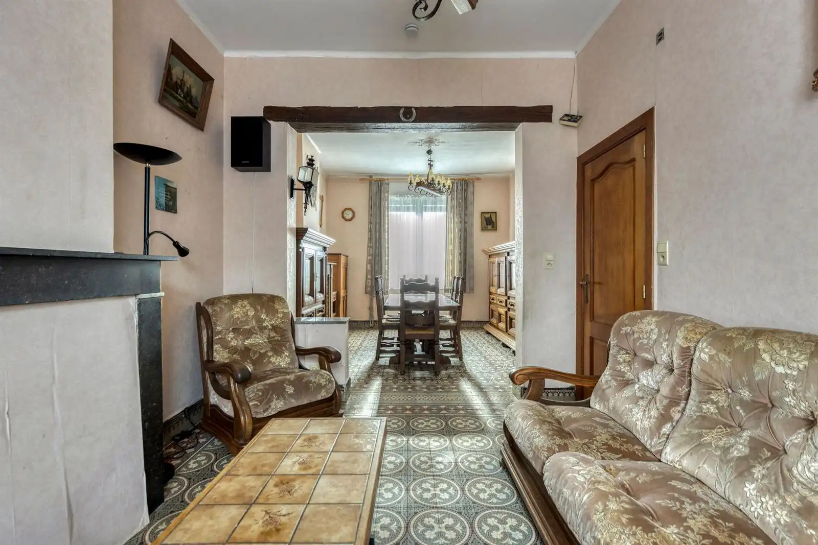 Te renoveren 3-gevelwoning met mogelijks 4 slaapkamers + garage foto 6