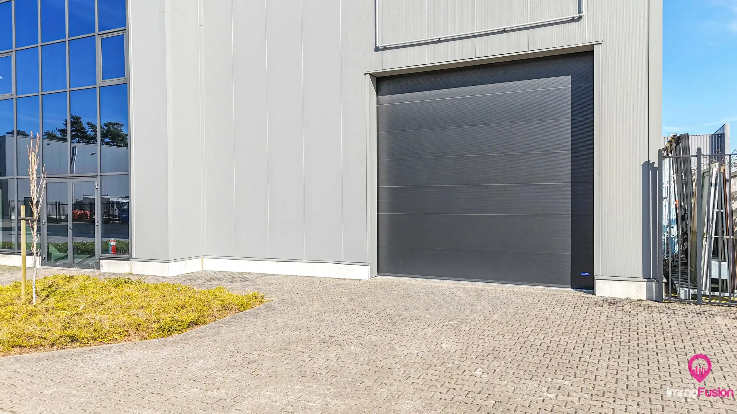 Recente, instapklare magazijnruimte van 440 m² te Houthalen! foto 5