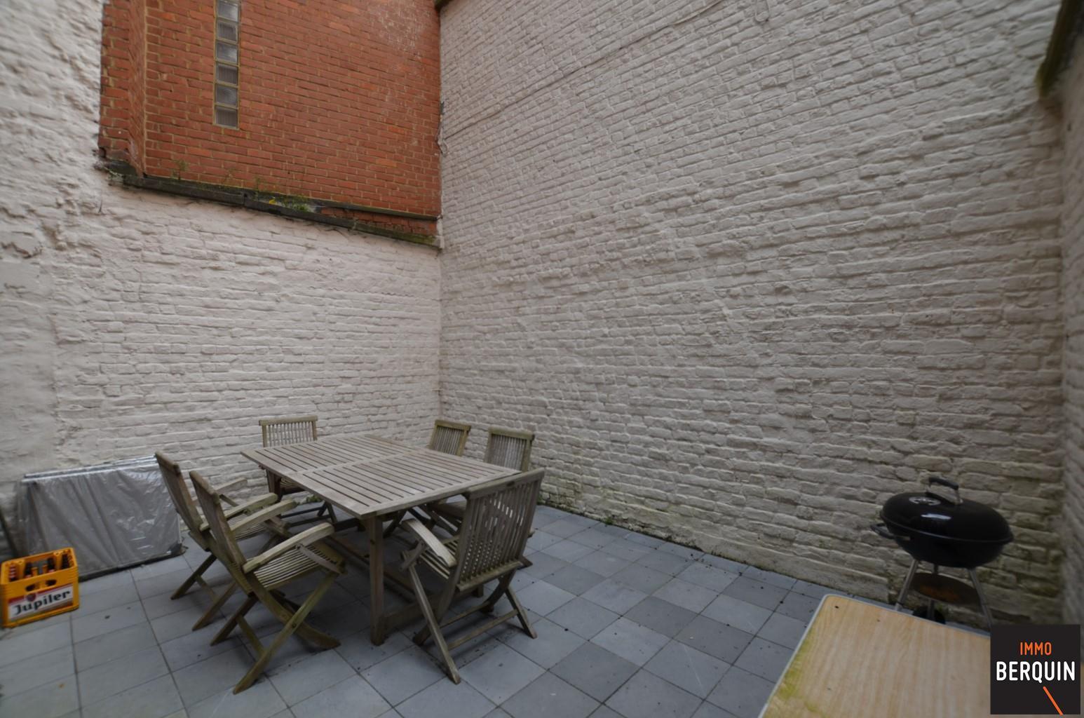 Ruim duplexapp. met 1 slpk. en privatieve binnenkoer  foto 8