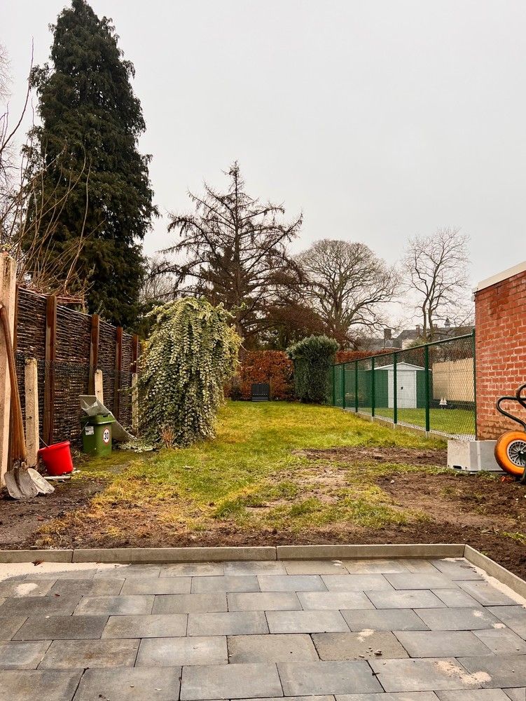 Stijlvol gerenoveerde woning te huur in hartje Bilzen! foto 11