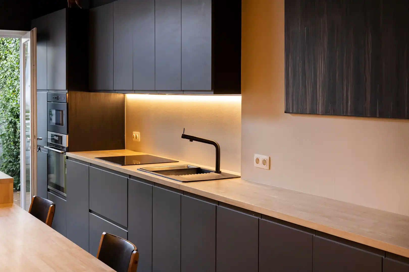 Goed gelegen, knappe woning met modulaire woonfunctie. foto 5