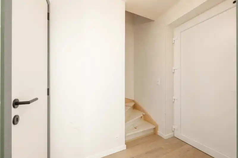 🏡✨ Prachtige nieuwbouwwoning met 3 slaapkamers TE KOOP in Sint-Eloois-Vijve! foto 3