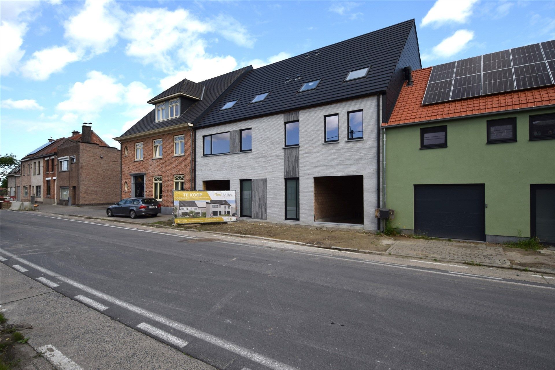 Ruime nieuwbouwwoning met 4 slaapkamers en inpandige garage foto 1