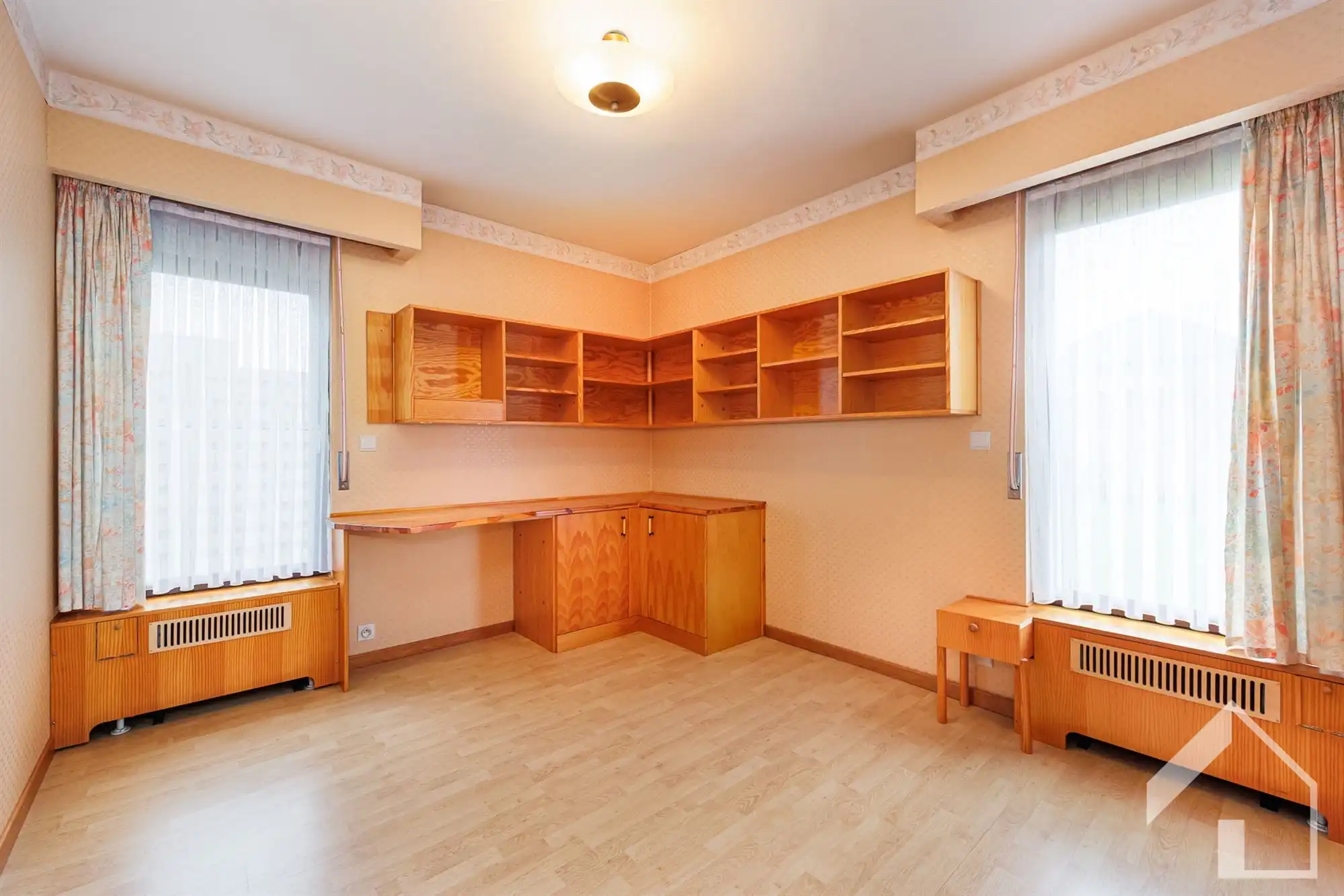 Open bebouwing in een rustige wijk! foto 17