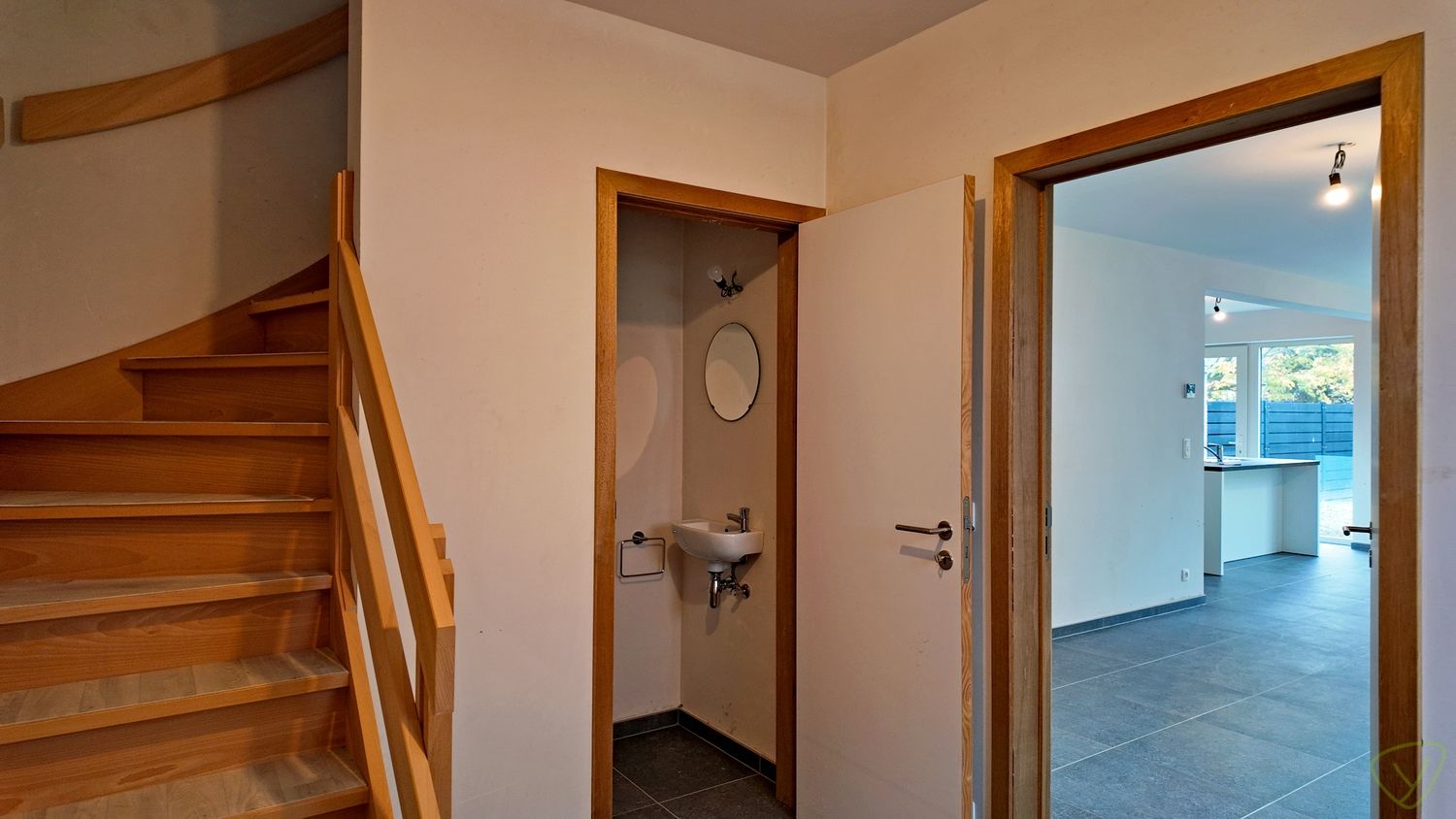 Ruime energiezuinige nieuwbouwwoning met 3 slaapkamers in Aalter! foto 2