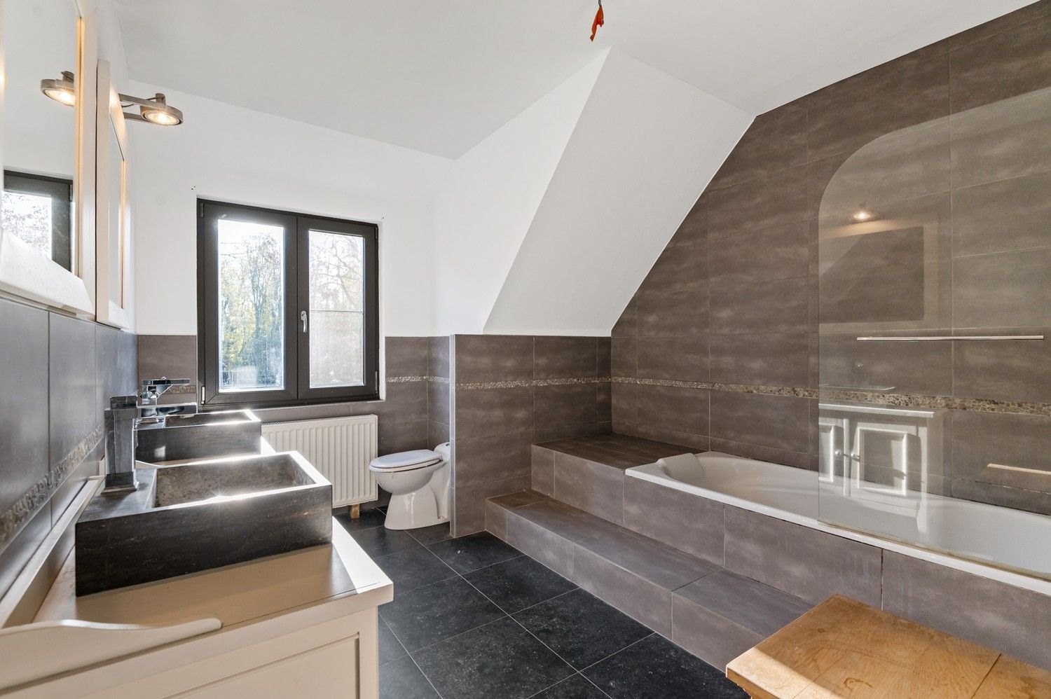 Unieke energiezuinige HOB met 3 SLPKS en grote tuin in een rustige straat in Wijnegem! foto 18