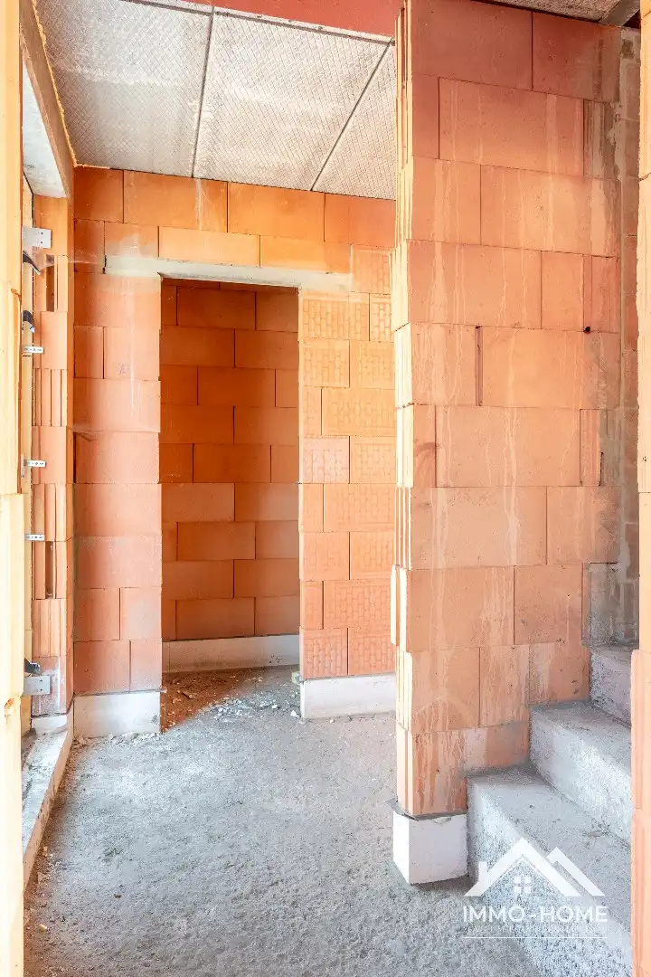 HOB casco woning met héél veel potentieel foto 14