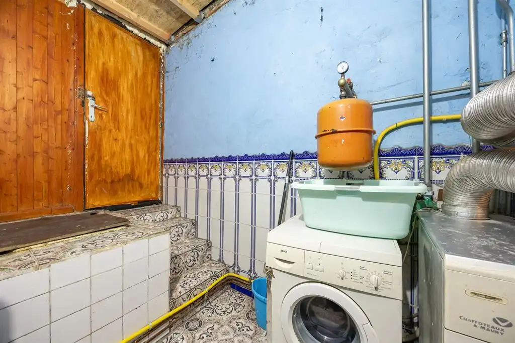 Riante te renoveren woning  foto 21