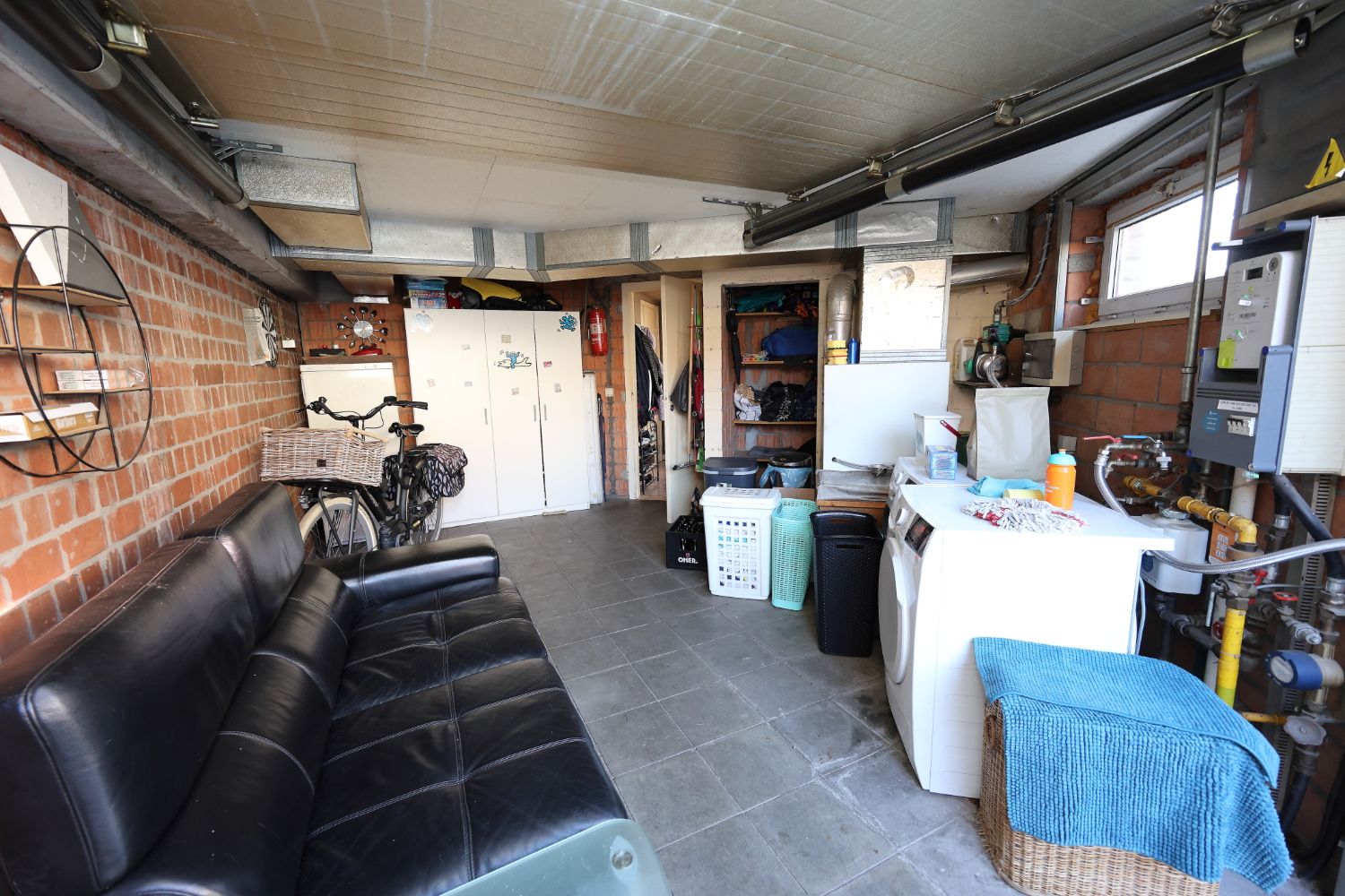 Woning op uitstekende locatie! foto 18