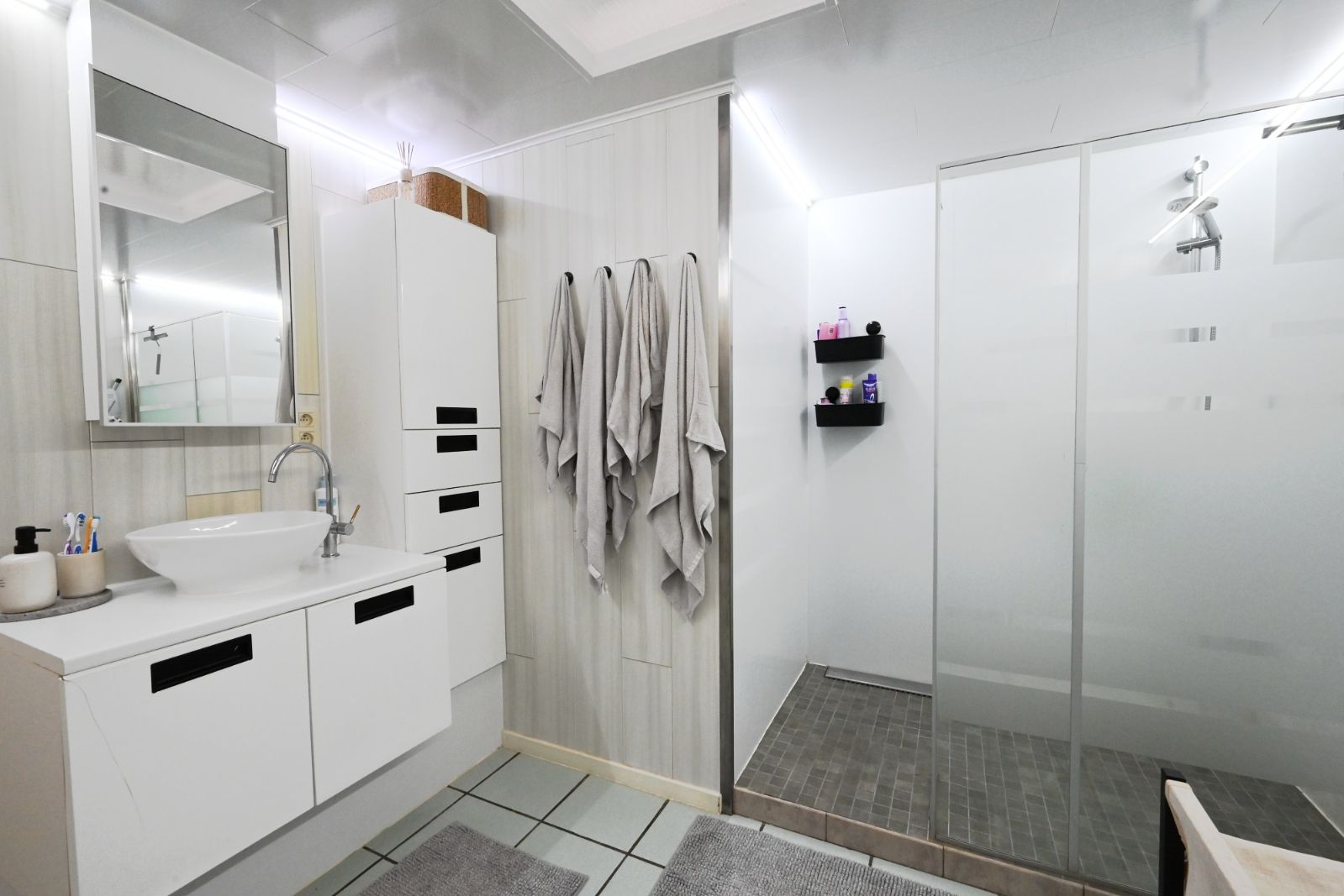 Te huur: gezellige woning in Ardooie! foto 8