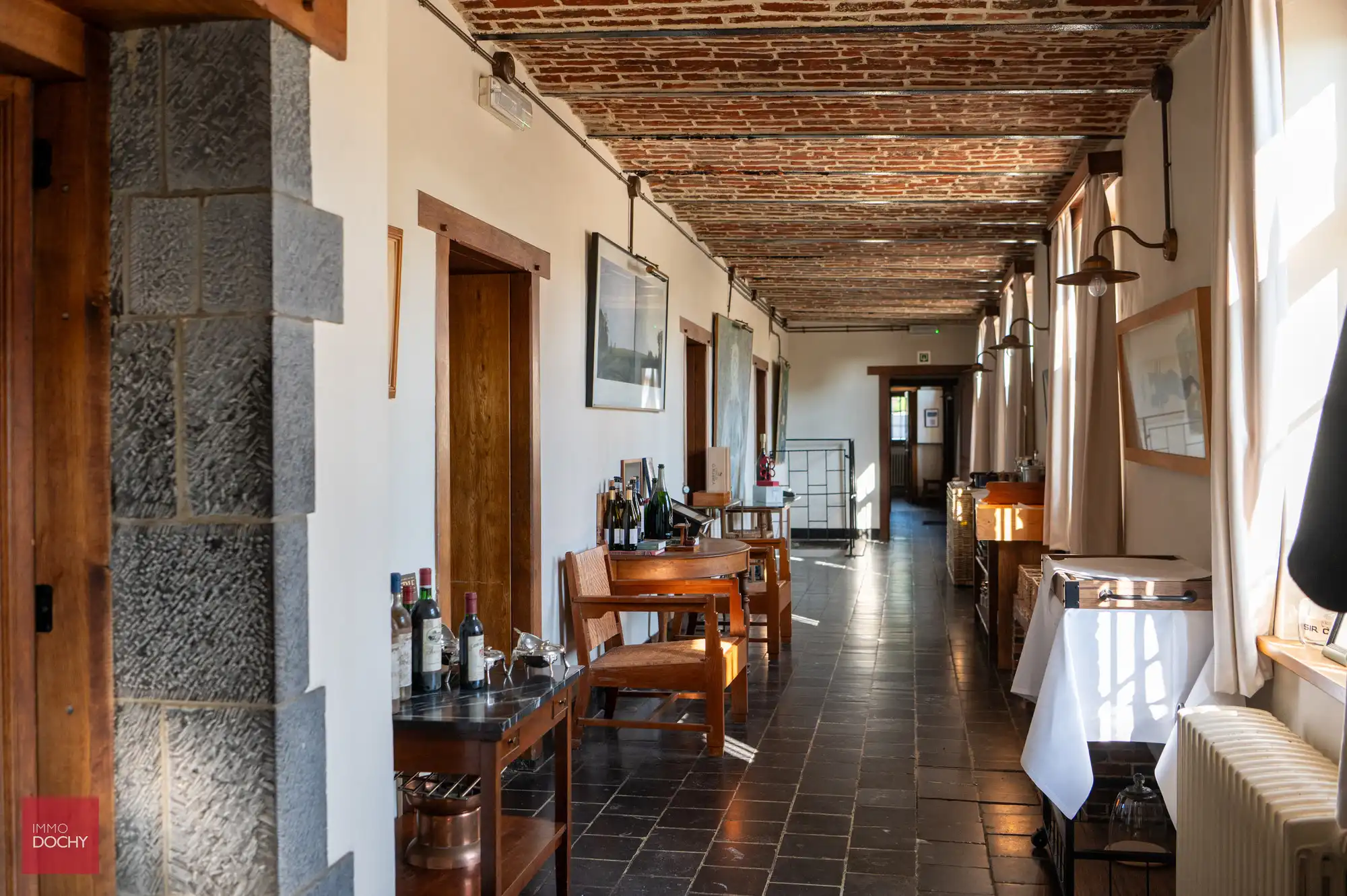 Karaktervolle eigendom met restaurant en woonst foto 13