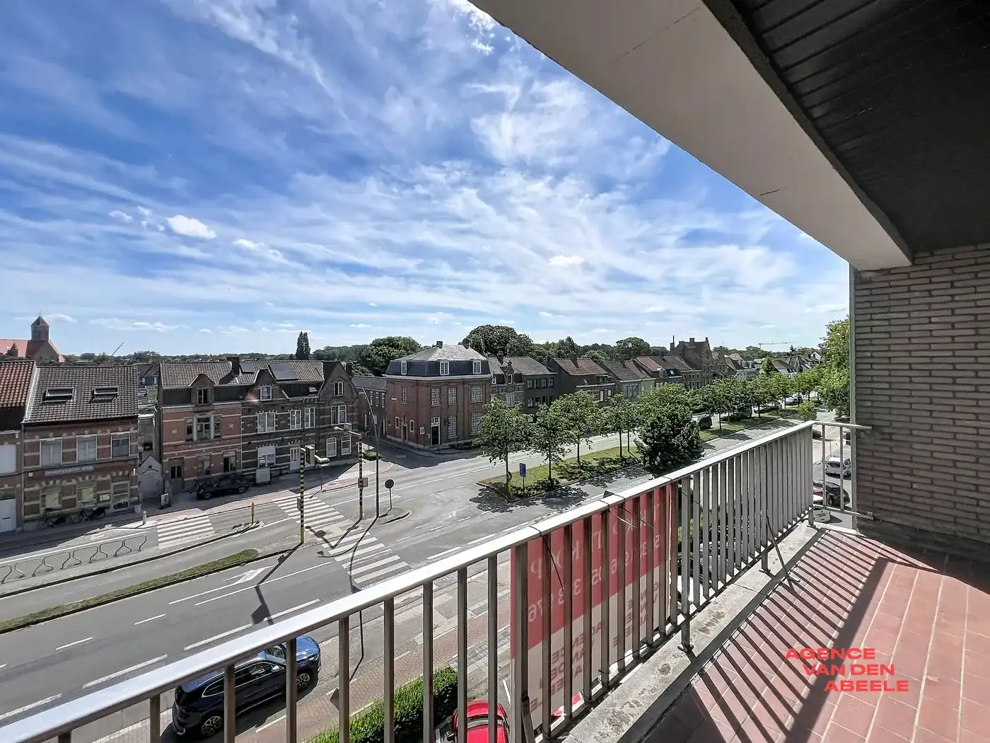 Instapklaar appartement met 3 slaapkamers en 3 terrassen foto 13