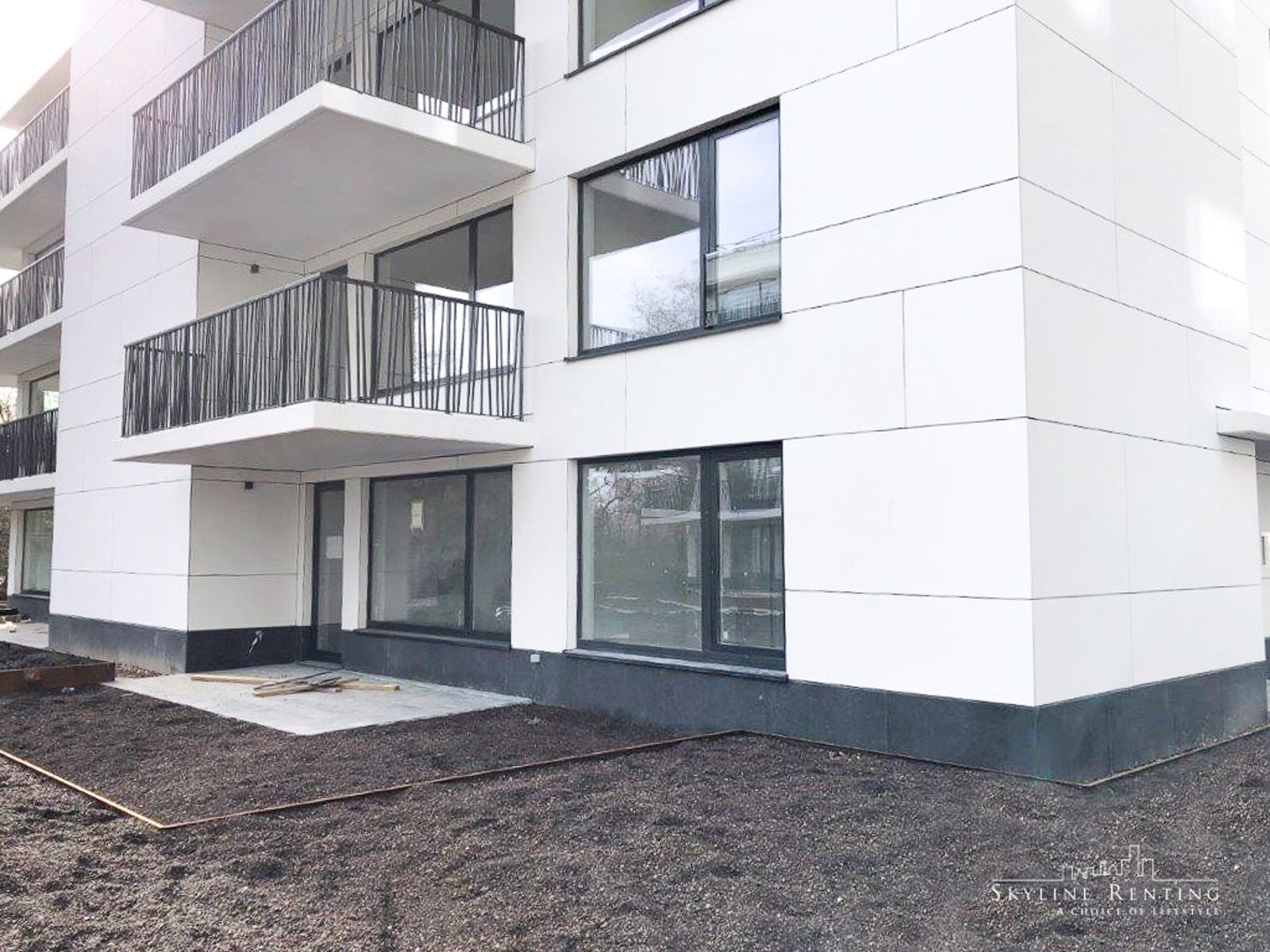 Charmant éénkamerappartement met privétuin in Evere foto {{pictureIndex}}