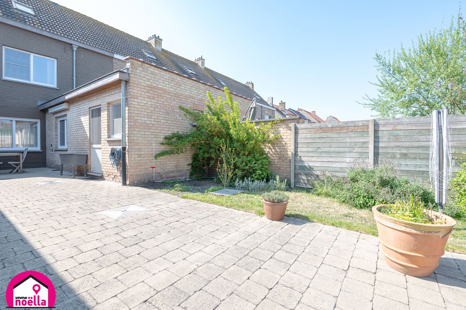 ()=>{if(producerUpdateValueVersion(node),producerAccessed(node),node.value===ERRORED)throw node.error;return node.value} Kapelstraat 35 - 8430 Middelkerke