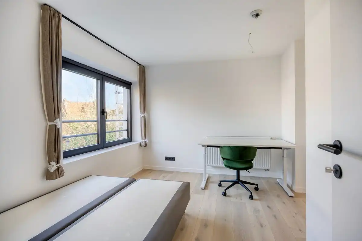 Volledig gerenoveerd en gemeubelde studentenkamer met privé badkamer en tuin - EPC A!  foto 23