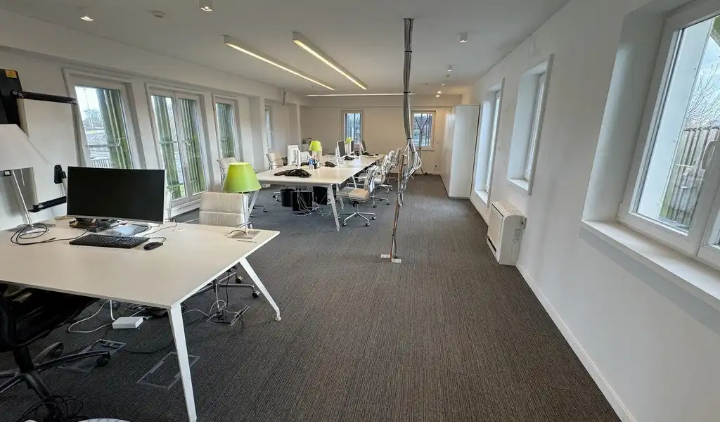 Stijlvol ingerichte kantoren te huur in Sint-Denijs-Westrem foto 5