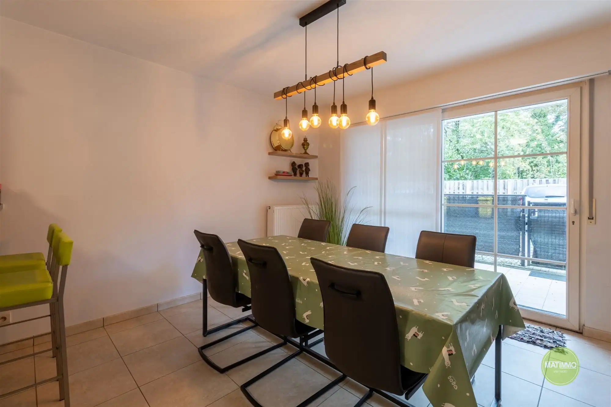 Ruim en energiezuinig gelijkvloers appartement in Meerhout foto 5