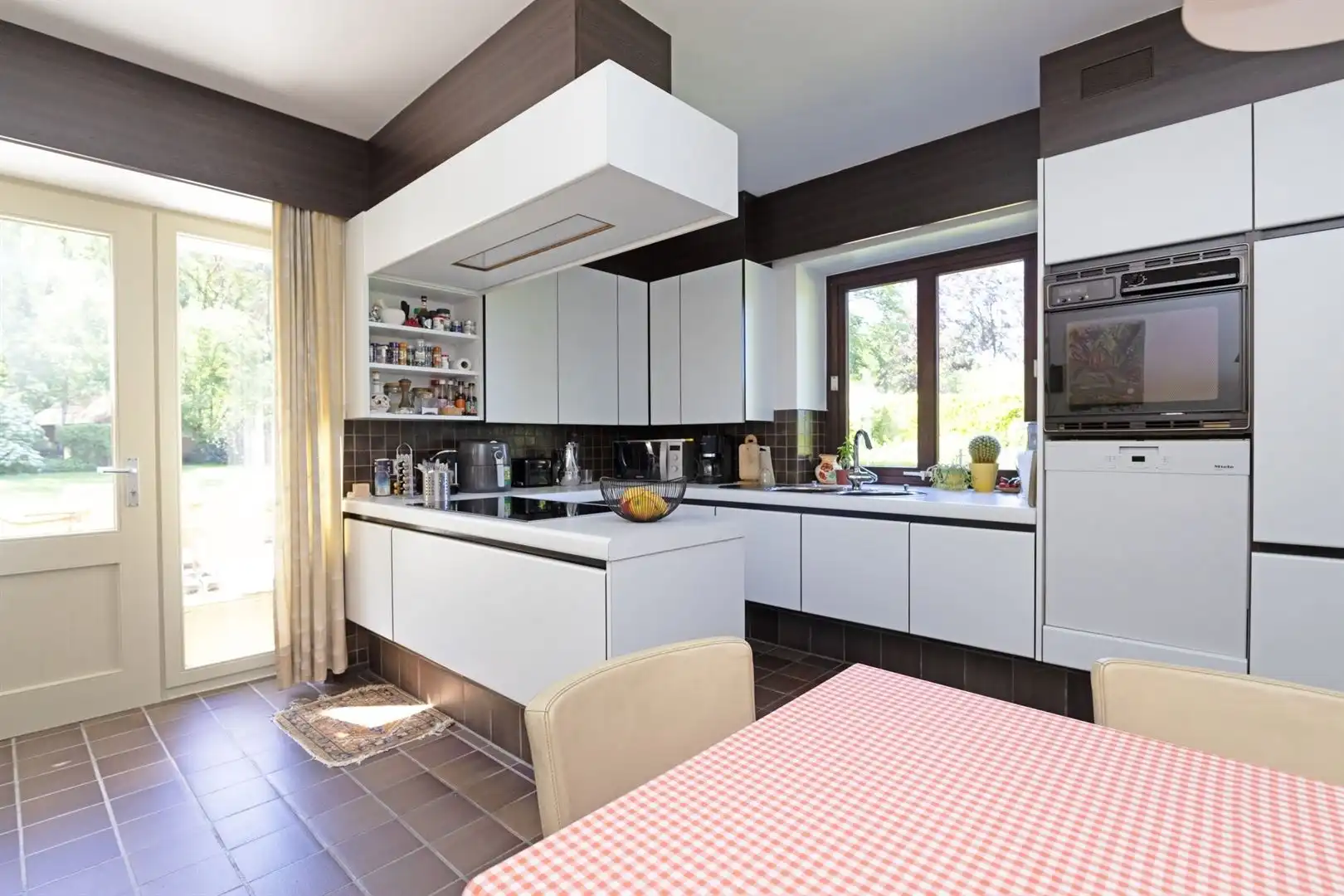 Charmante woning met weilanden op perceel van 2ha 48a 40ca foto 7