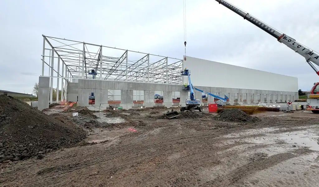 Bedrijfspand te huur in Antwerp South Logistics te Willebroek foto 3