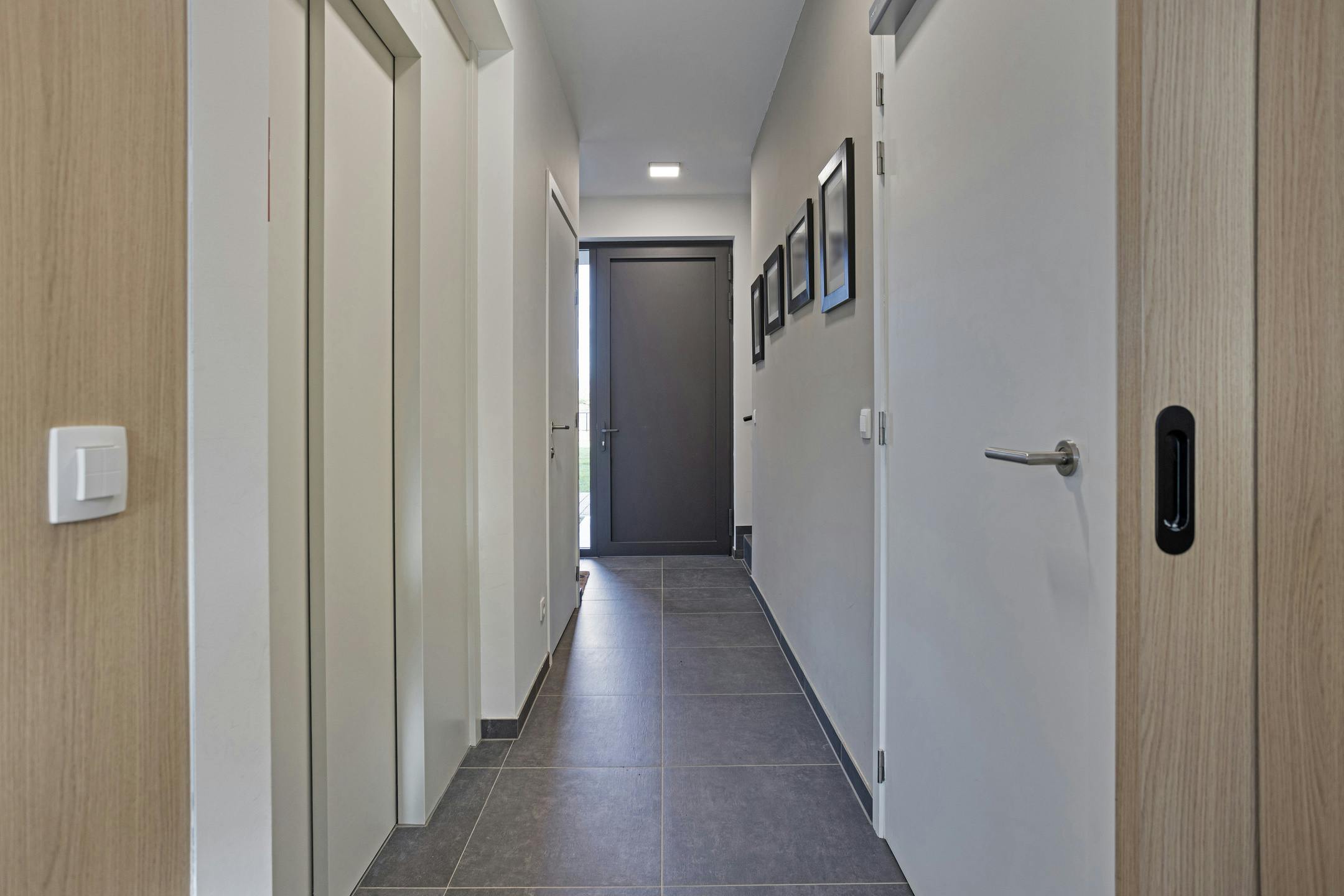 Ruime en kwalitatieve woning te koop in Brecht! foto 7