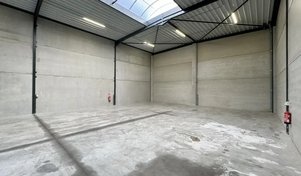 Nieuwbouw opslagruimte te huur in Sint-Lenaarts foto 5