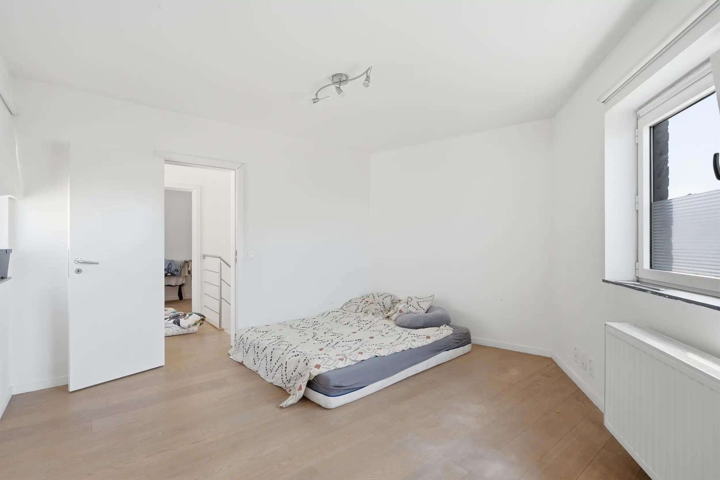Recente en energiezuinige woning met terras foto 8