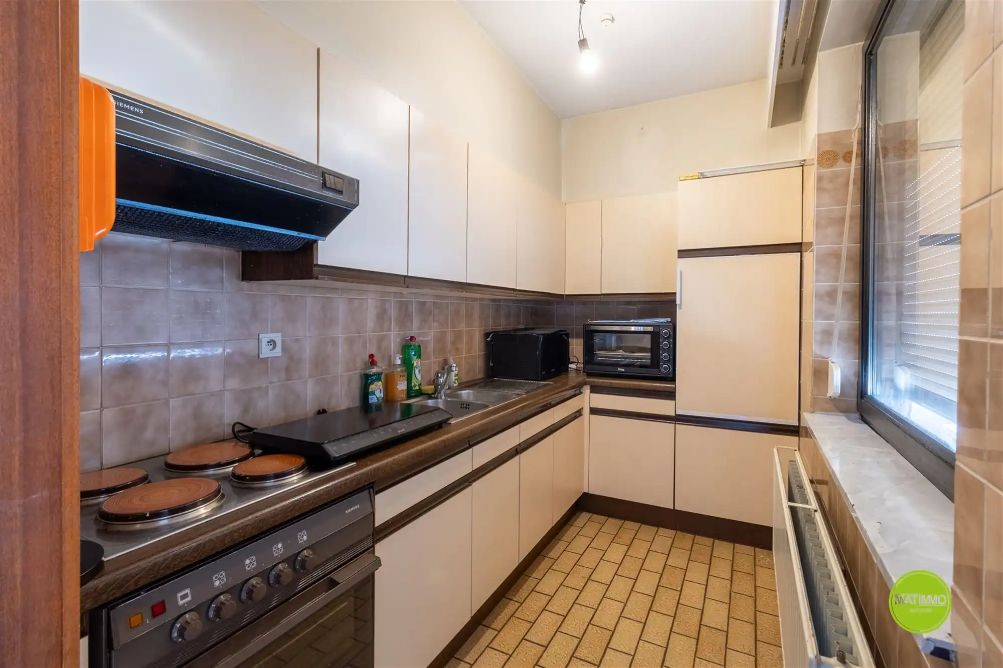 Centraal gelegen 2-slaapkamerappartement met terras foto 3